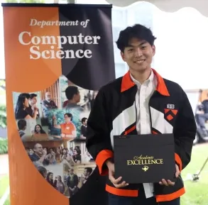 Alex L. Zhang